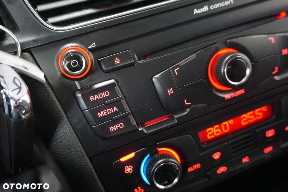 Audi Q5 2.0 TDI Quattro - 38