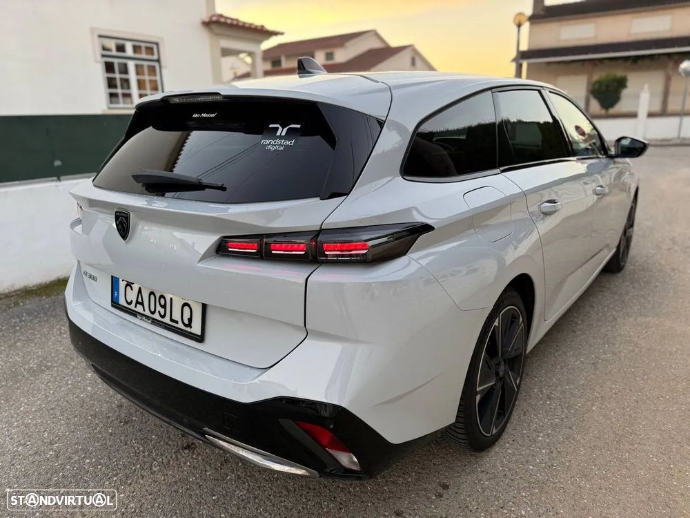 Peugeot e-308 54 kWh Allure - 7
