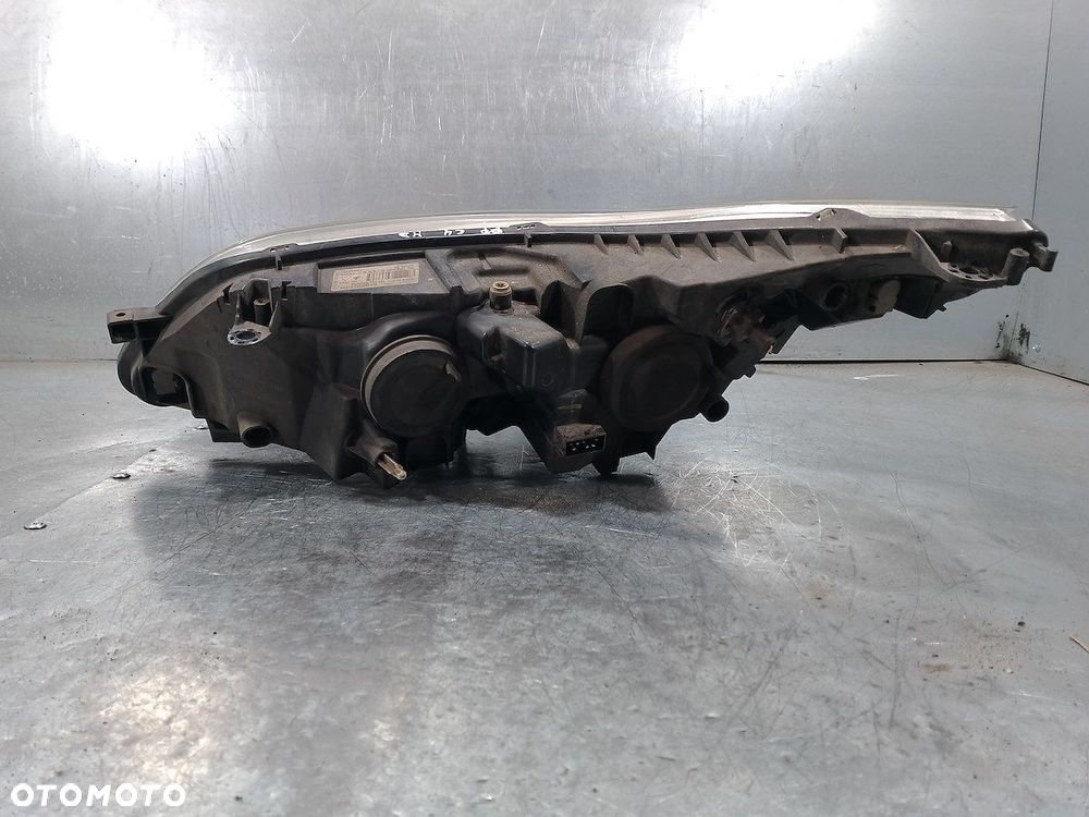 LAMPA PRZÓD PRAWA CITROEN C4 9646893880   89009406 - 4