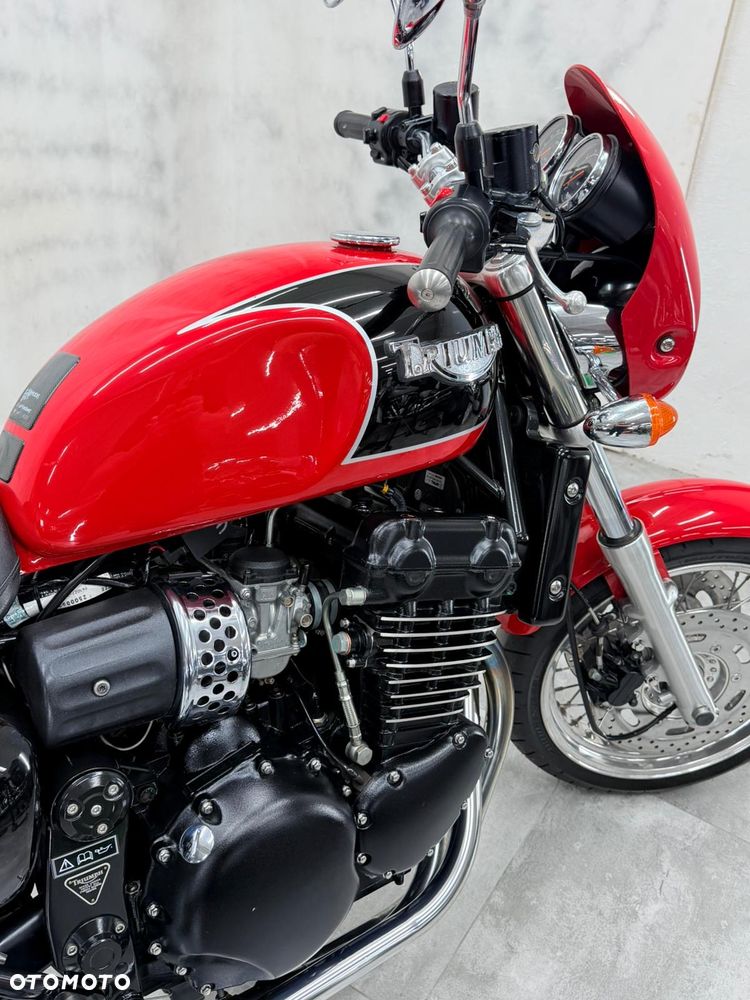 Triumph Thunderbird - 15