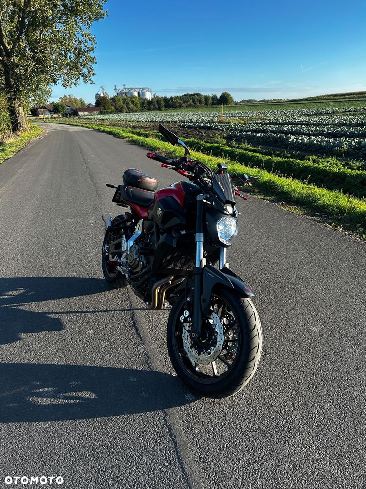 Yamaha MT - 7
