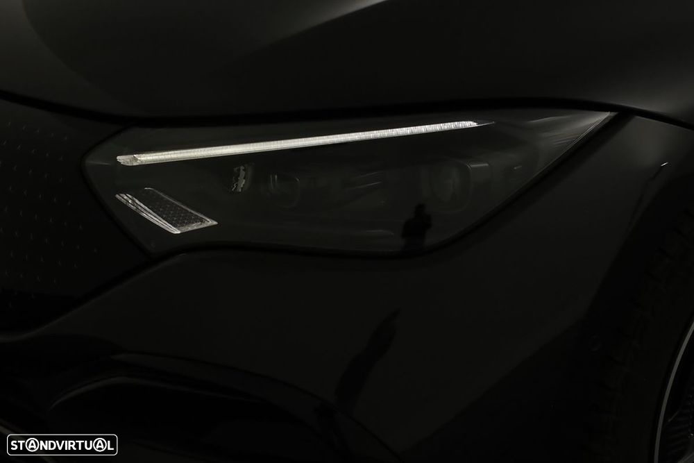 Mercedes-Benz EQE 300 - 6