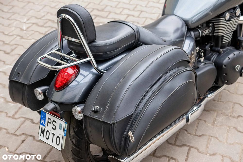 Triumph Thunderbird - 38