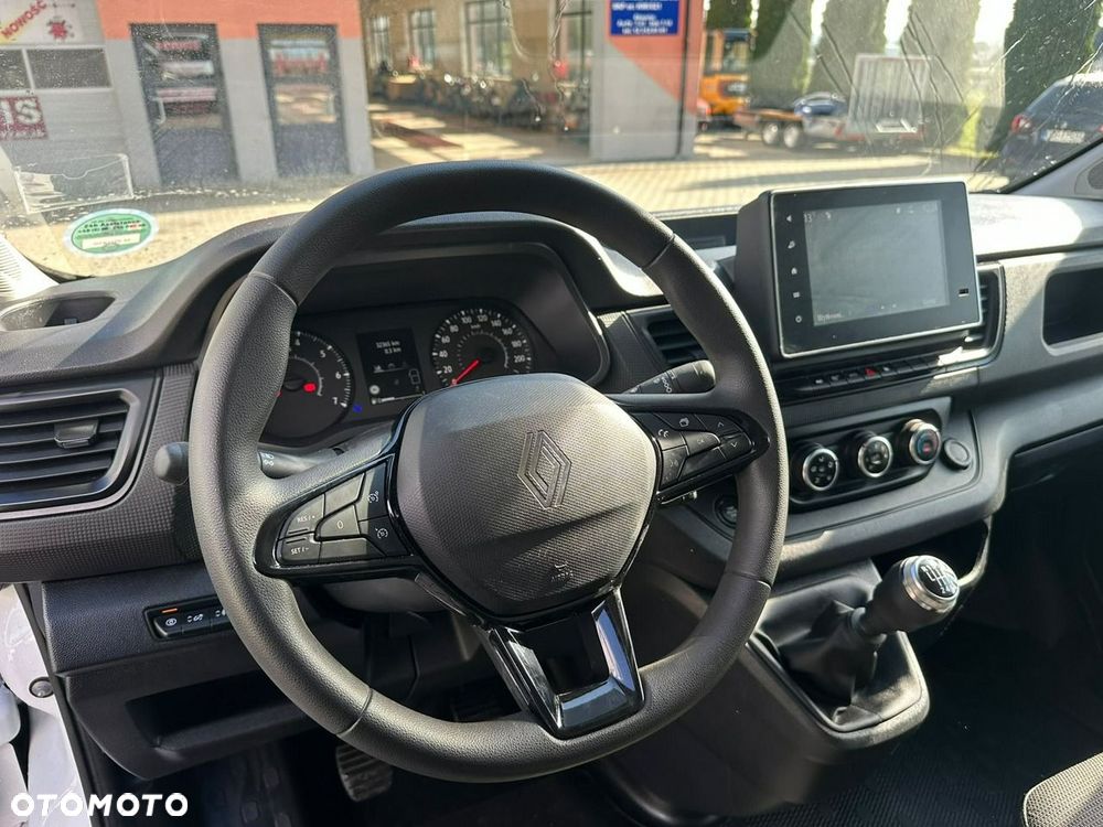 Renault Trafic - 17