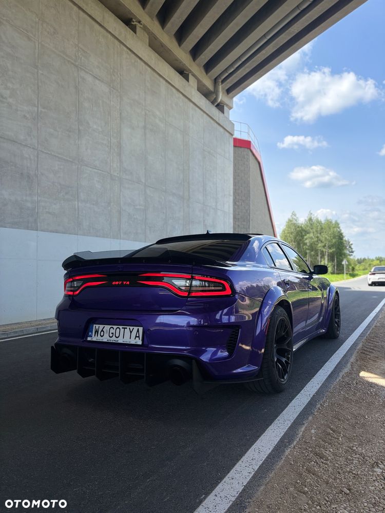Dodge Charger 6.4 Scat Pack Widebody - 6