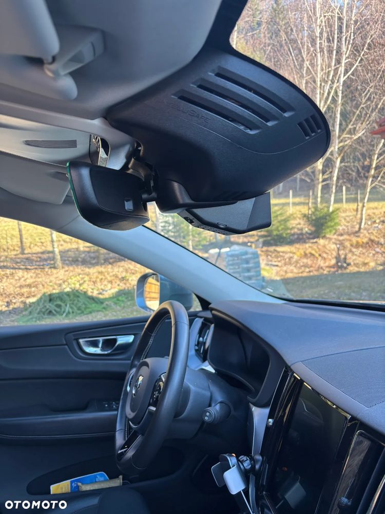 Volvo XC 60 B4 D Momentum Pro - 15