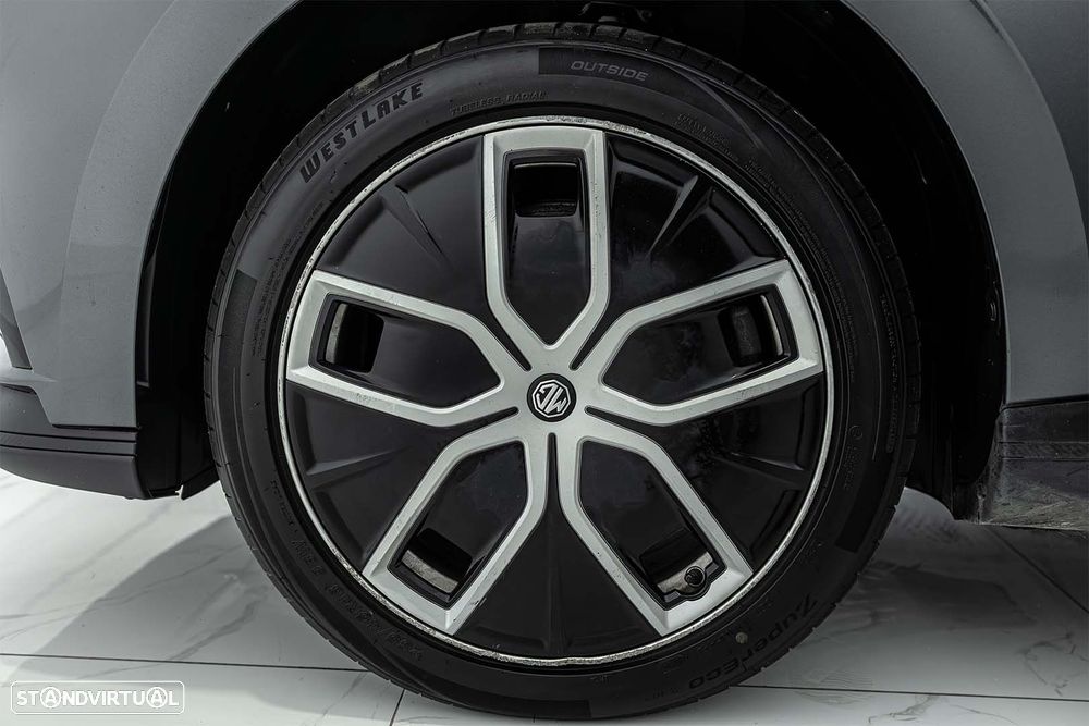 MG MG4 64 kWh Luxury - 18