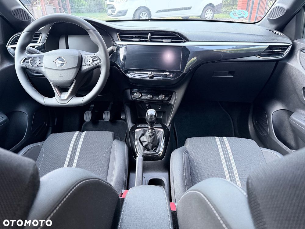Opel Corsa - 18