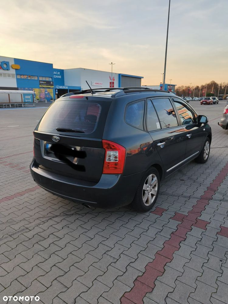 Kia Carens 2.0 CVVT EX - 2