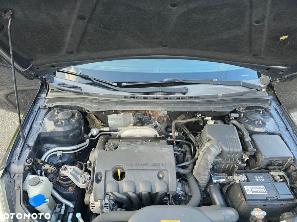 Hyundai i30 1.4 Base + World Cup - 3