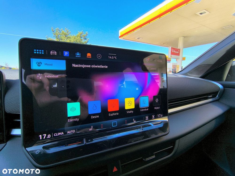 Volkswagen T-Roc 1.5 eTSI Style DSG - 17