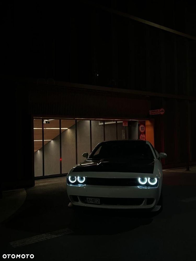 Dodge Challenger 5.7 R/T - 5