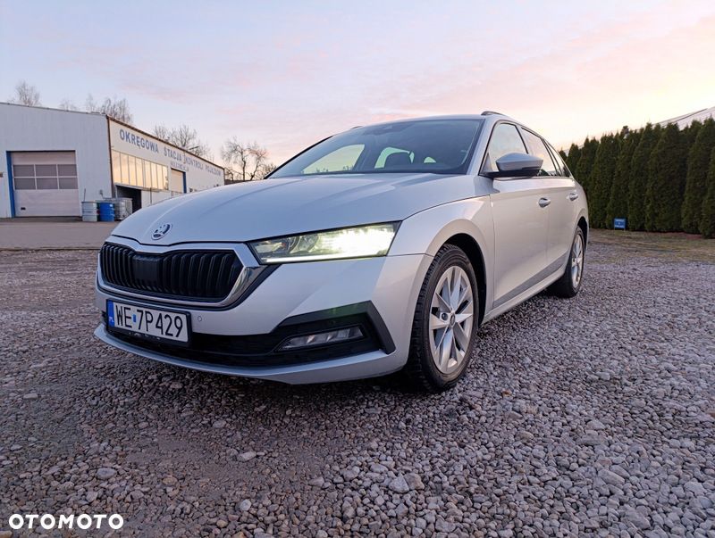 Skoda Octavia 2.0 TDI Ambition DSG - 2