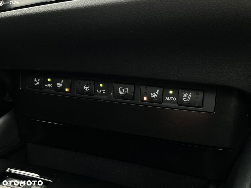 Lexus ES 300h Prestige - 29