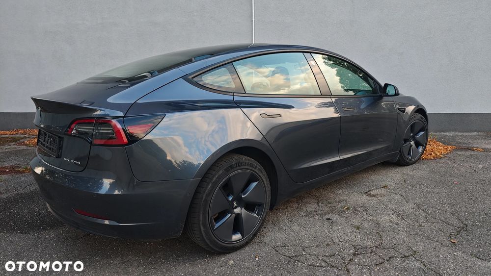 Tesla Model 3 Langstreckenbatterie Allradantrieb Dual Motor - 3