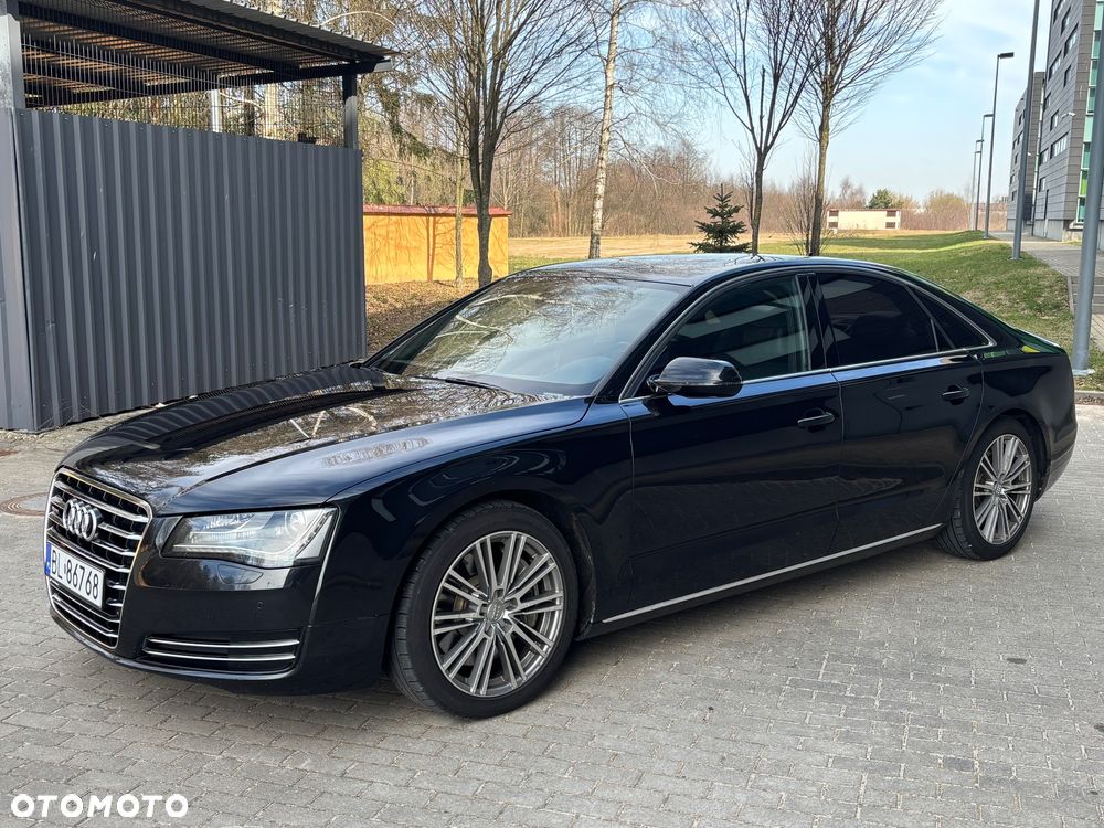 Audi A8 - 4