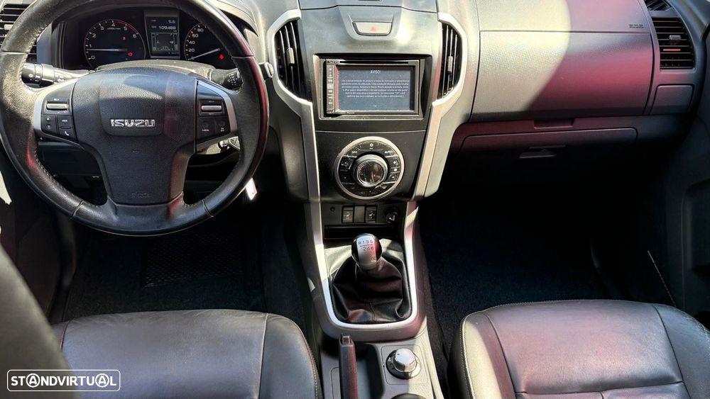 Isuzu D-Max 2.5 DTi CD 4WD LS Sport Edition - 17