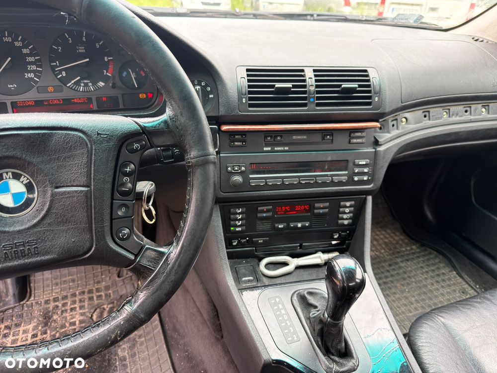 BMW Seria 5 - 11