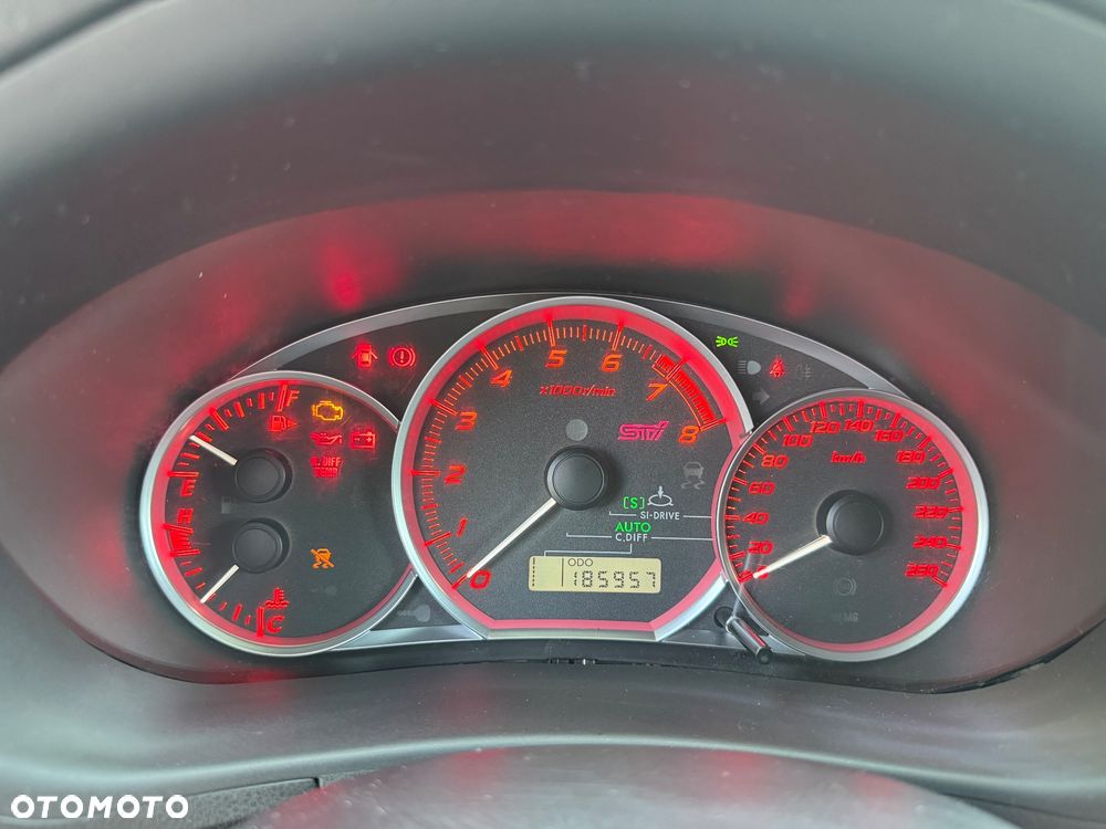 Subaru Impreza STI - 20