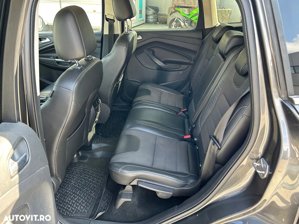 Ford Kuga 2.0 TDCi 4x4 Titanium - 10