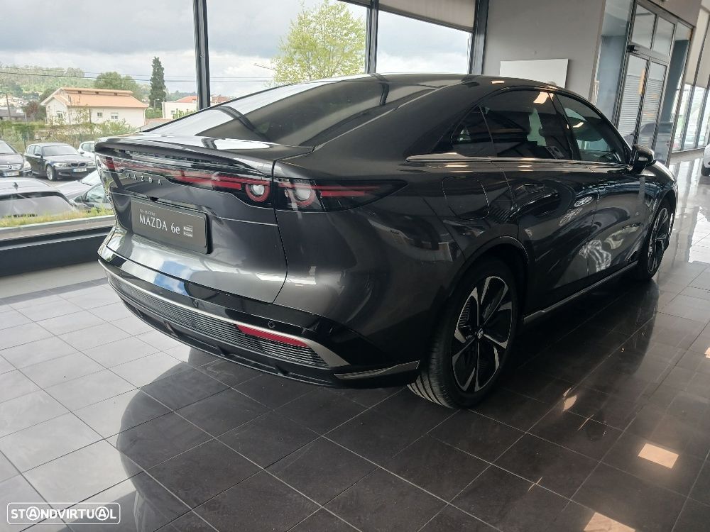 Mazda 6e 80 kWh Long Range Takumi Plus - 4