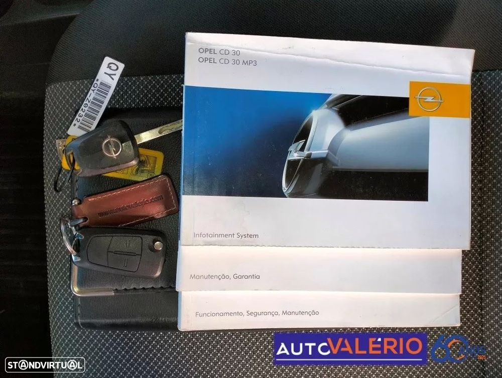 Opel Meriva 1.6 Cosmo Easytronic - 32