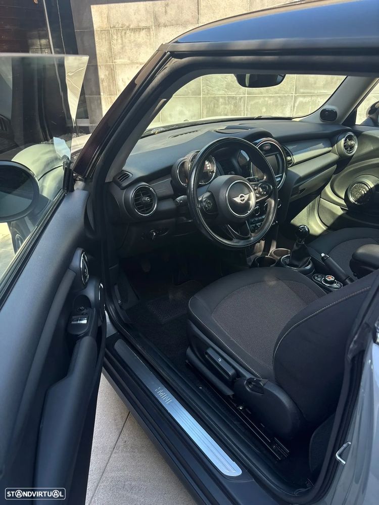 MINI 3 Portas Cooper D 60 Years Chili - 9