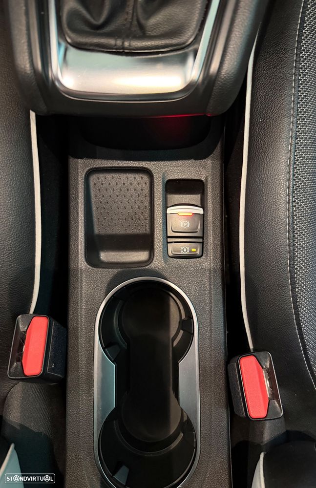 Renault Captur 1.0 TCe Exclusive - 15