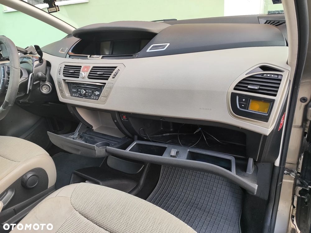 Citroën C4 Grand Picasso 2.0 HDi Exclusive MCP - 17