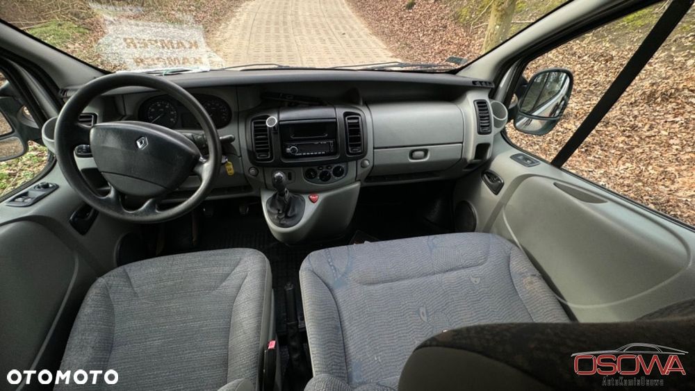 Renault Trafic - 16