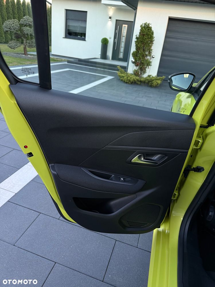 Peugeot 208 Hybrid 100 e-DSC6 Allure - 30