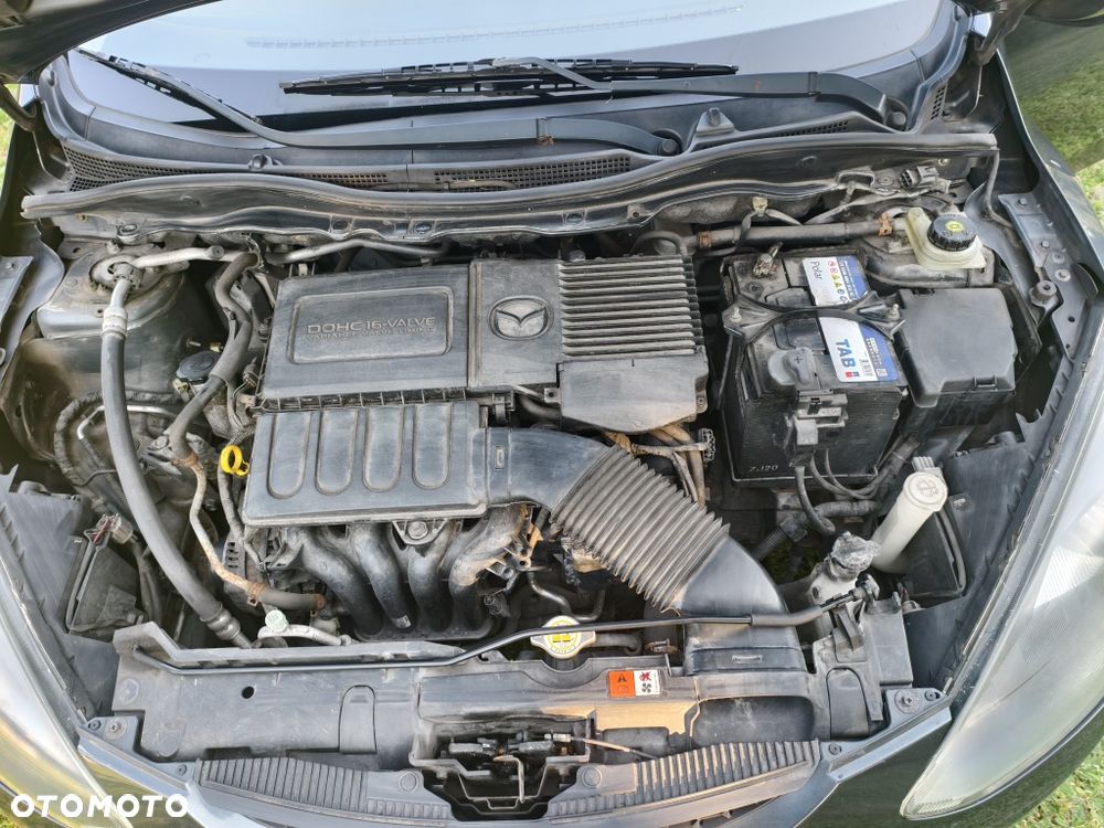 Mazda 2 - 14