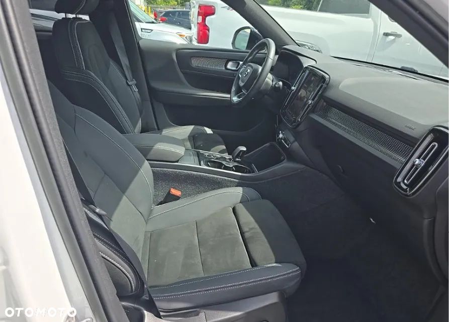 Volvo XC 40 - 10
