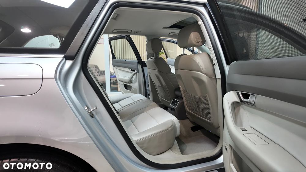 Audi A6 Avant 2.7 TDI DPF multitronic - 28