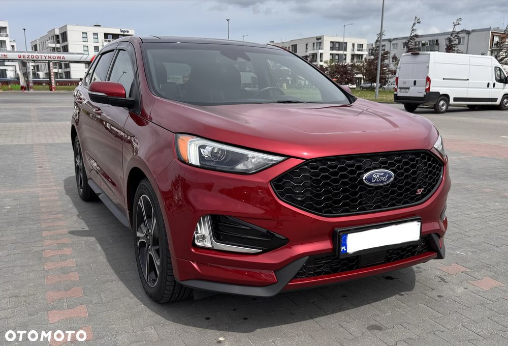 Ford Edge - 1
