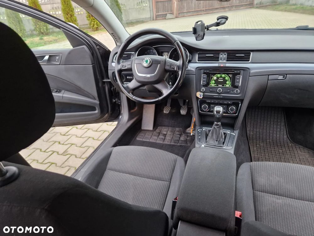 Skoda Superb 1.6 TDI Comfort / Active Greenline - 14