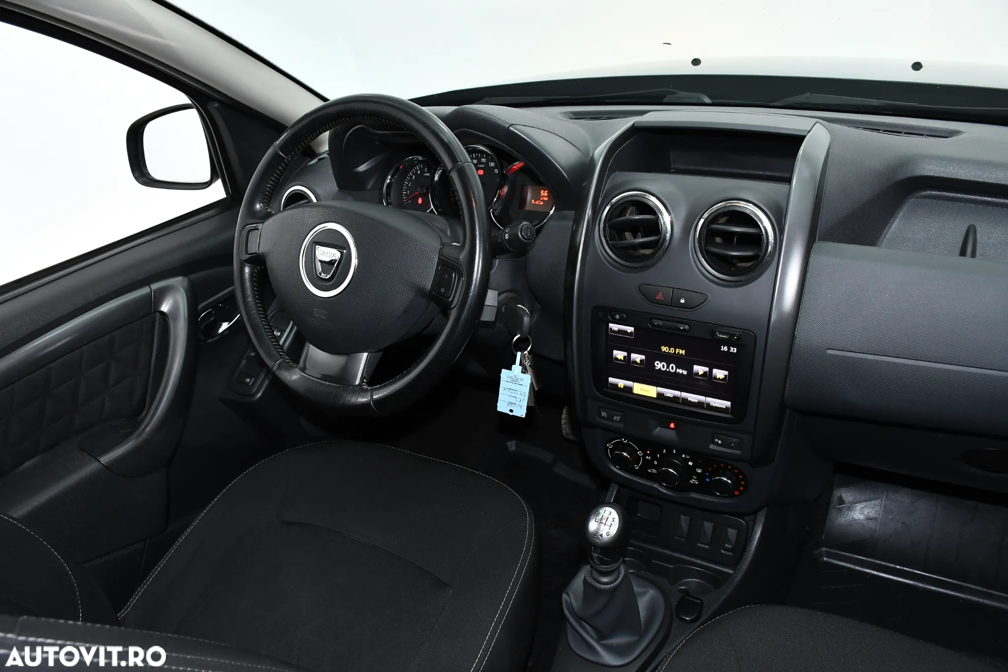 Dacia Duster 1.5 dCi 4x2 Laureate - 4