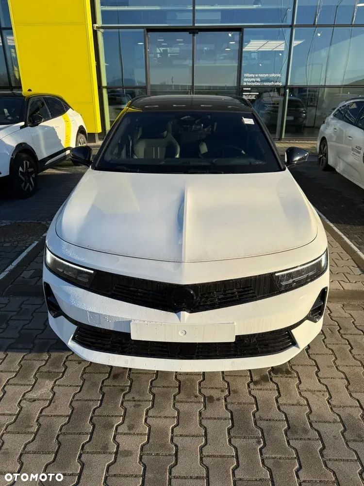 Opel Astra 1.5 D Automatik GS - 3