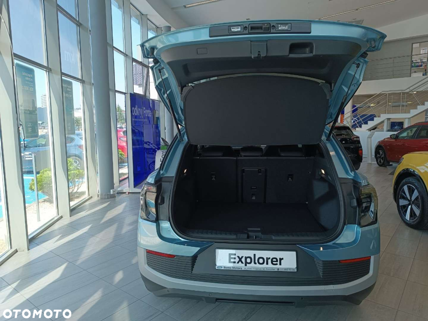 Ford Explorer - 7