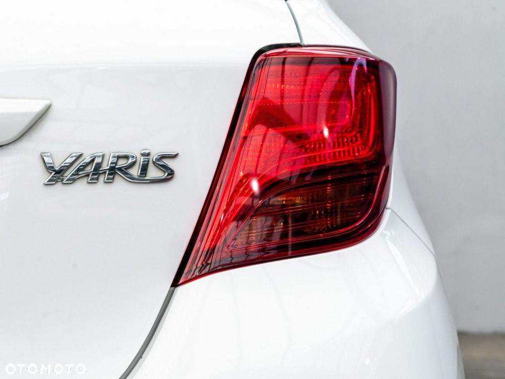 Toyota Yaris 1.0 Active EU6 - 10