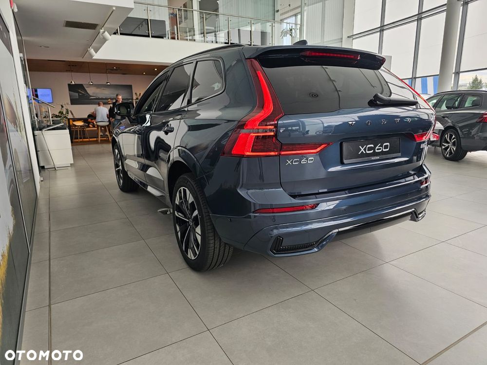 Volvo XC 60 B5 B AWD Ultra Dark - 8