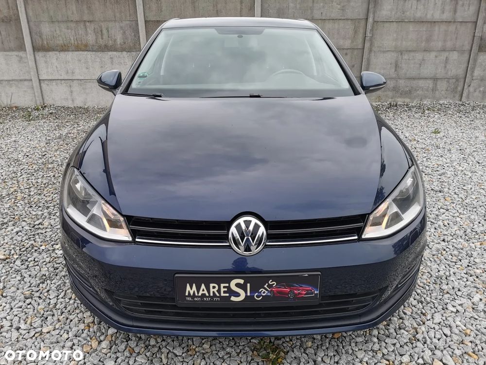 Volkswagen Golf - 2