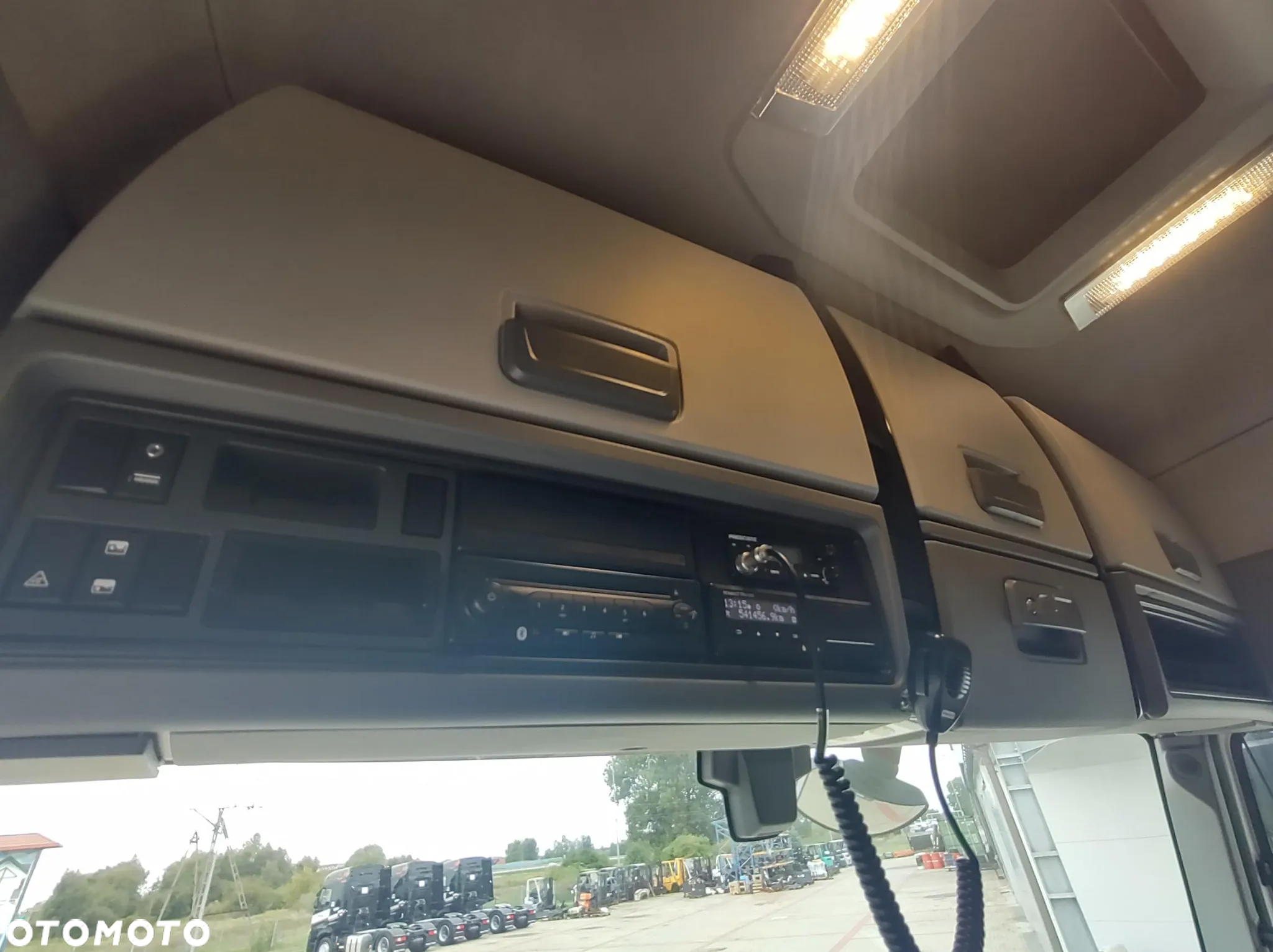 Renault TH480 - 10