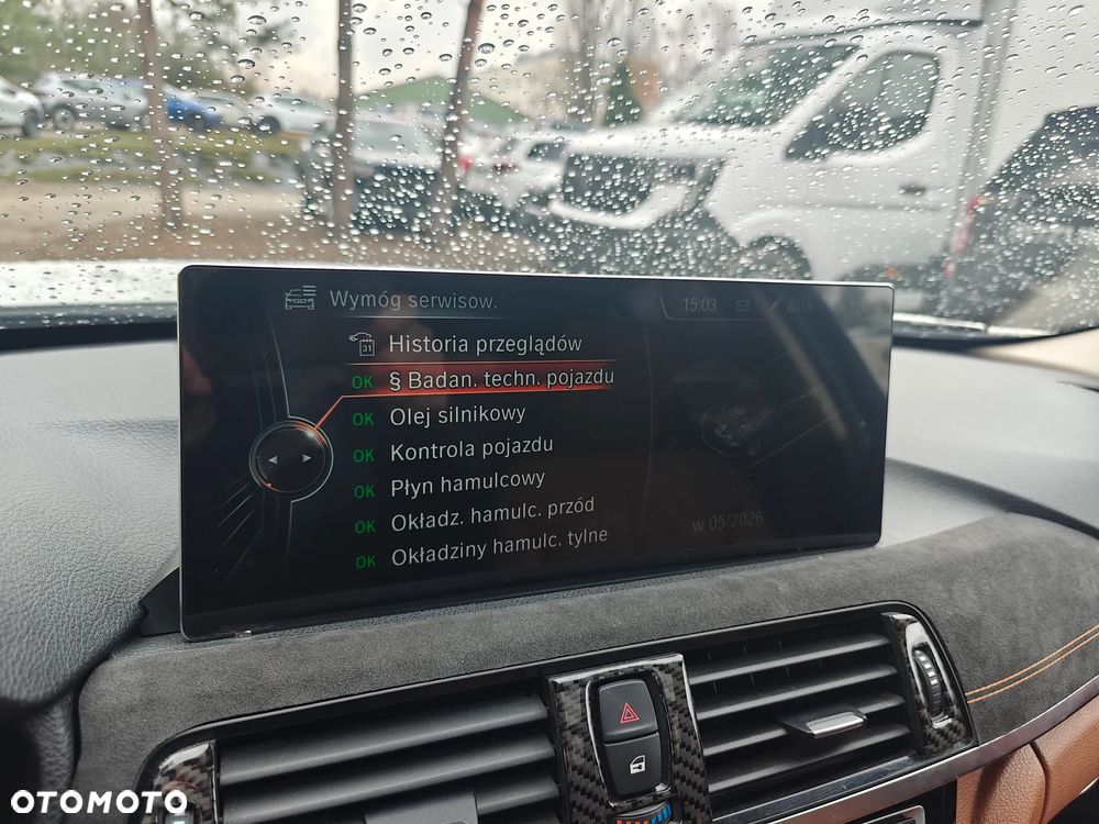 BMW Seria 3 318d Luxury Line - 25