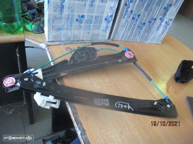 Elevador Sem Motor 724256208 BMW F20 2014 FD - 4