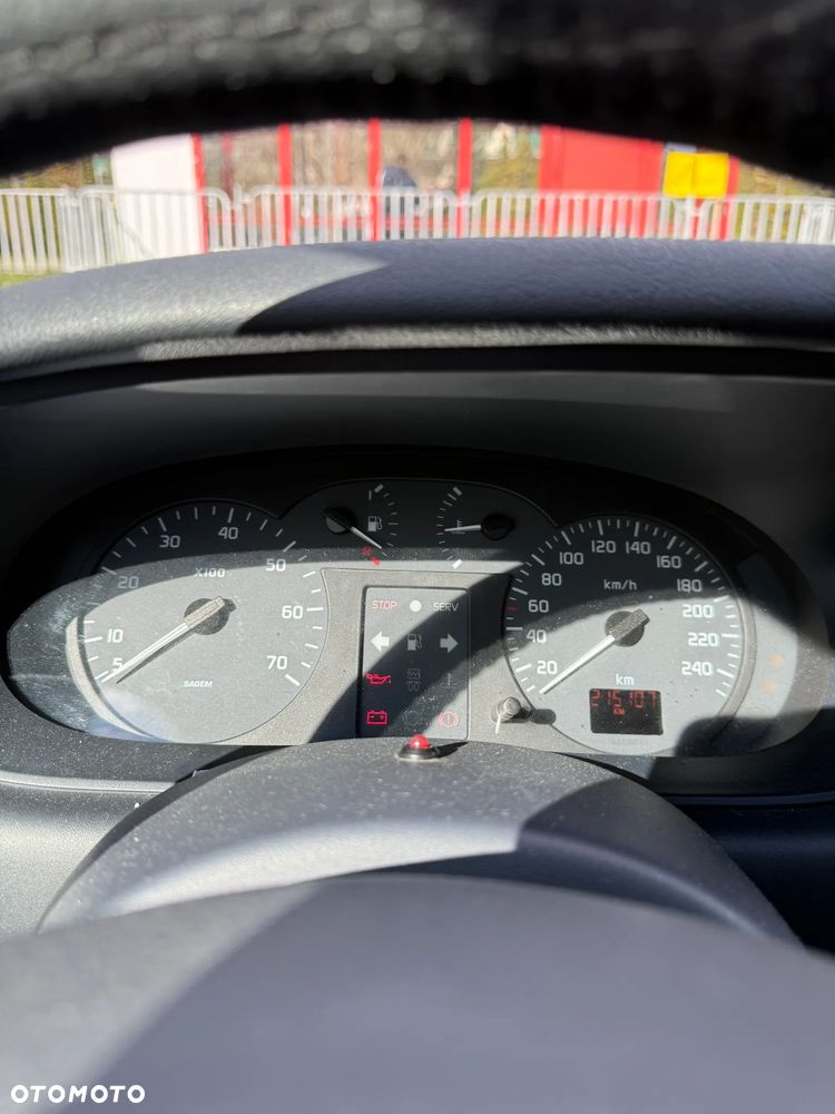 Renault Megane 1.6 RXE 16V - 20