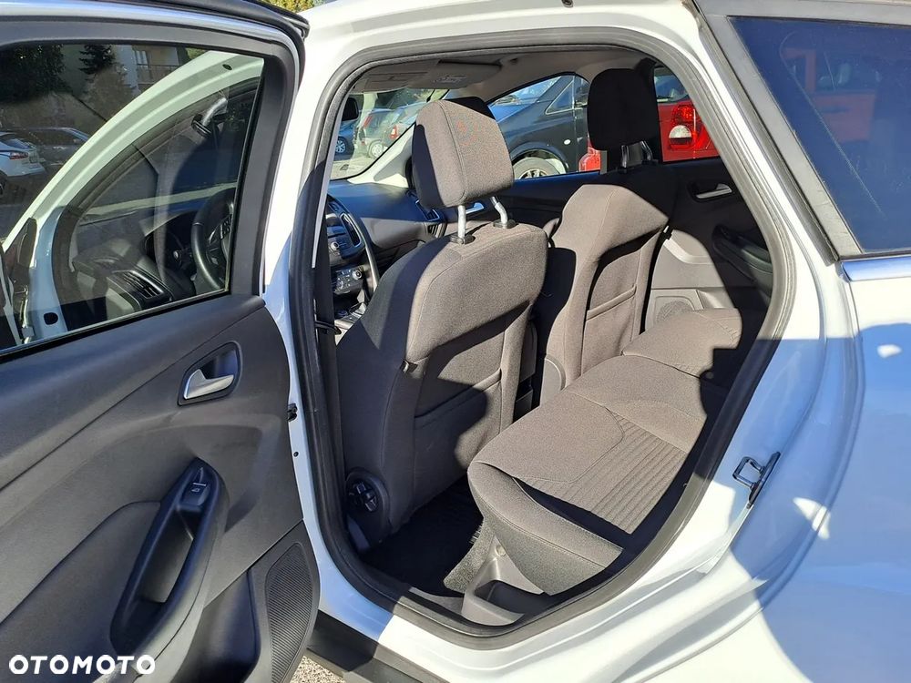 Ford Focus - 18