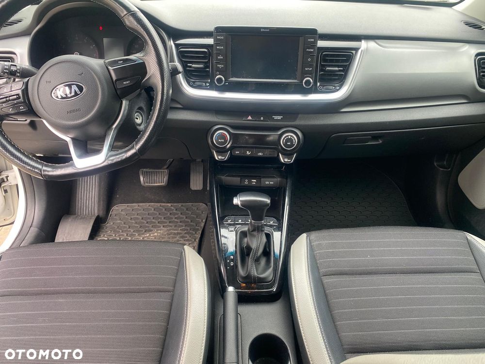 Kia Stonic - 15
