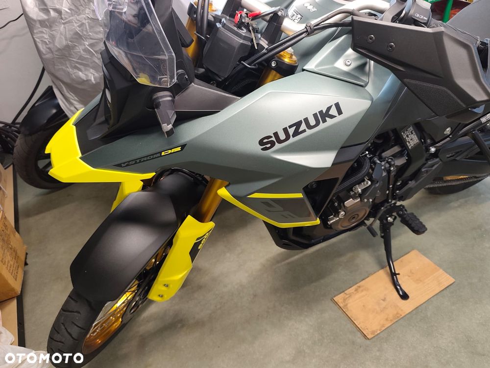 Suzuki V-STROM - 22