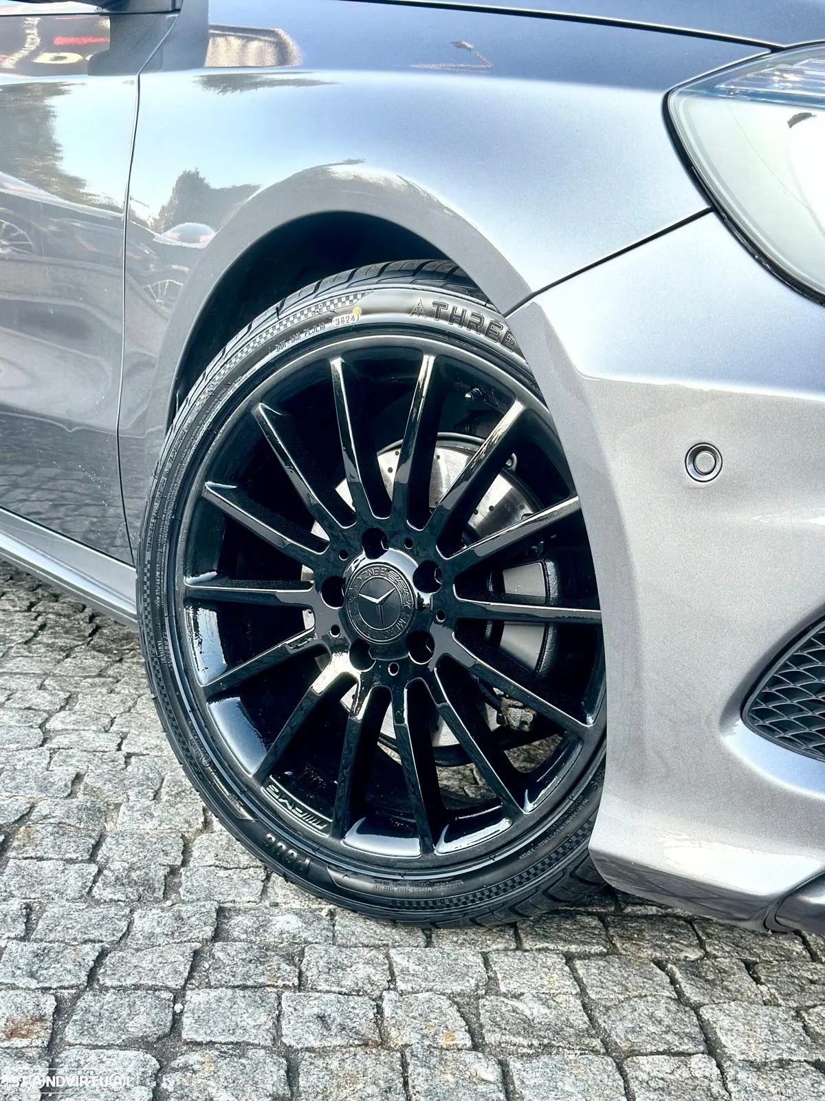 Mercedes-Benz A 180 d AMG Line - 3